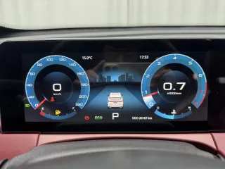 Jetour X70 Plus 2023 — фото 39 из 52