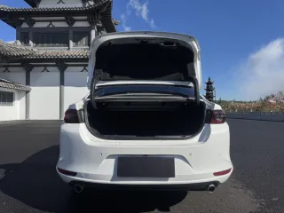 Mazda3 2022 — фото 12 из 50