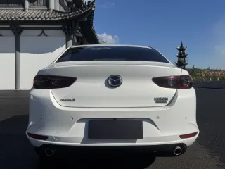 Mazda3 2022 — фото 22 из 50
