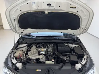 Toyota Corolla 2022 — фото 9 из 29