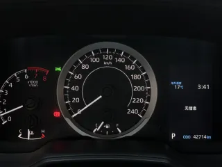 Toyota Corolla 2022 — фото 14 из 29