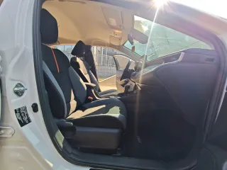 Toyota Corolla 2022 — фото 11 из 24