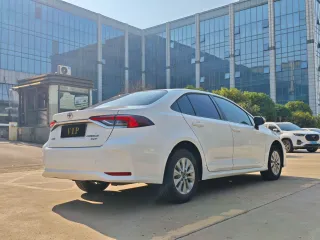 Toyota Corolla 2022 — фото 17 из 24