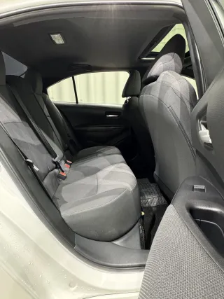 Toyota Levin 2023 — фото 18 из 28