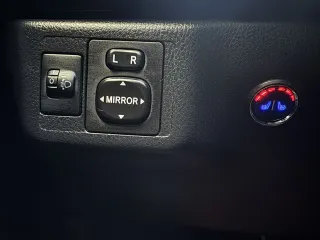 Toyota Yaris L 2022 — фото 11 из 13