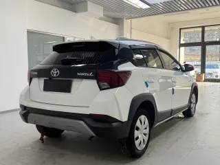 Toyota Yaris L 2022 — фото 6 из 13