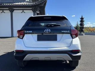 Toyota Yaris L 2022 — фото 22 из 28