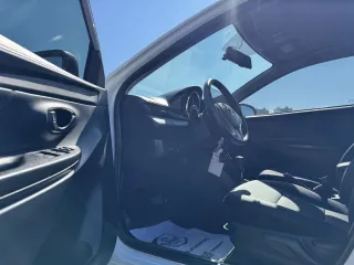 Toyota Yaris L 2022 — фото 3 из 28
