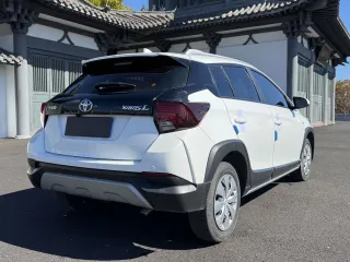 Toyota Yaris L 2022 — фото 21 из 28