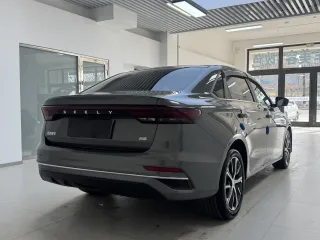Geely Emgrand 2023 — фото 6 из 13