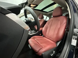 BMW 3-Series 2022 — фото 16 из 23