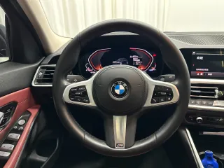 BMW 3-Series 2022 — фото 18 из 23