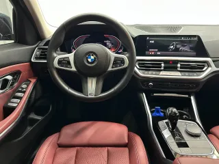 BMW 3-Series 2022 — фото 19 из 23