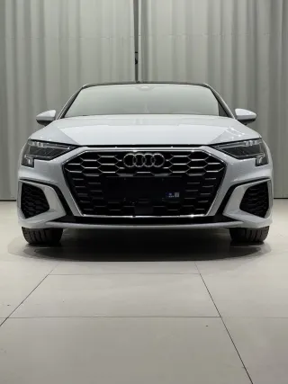 Audi A3 2022 — фото 2 из 13