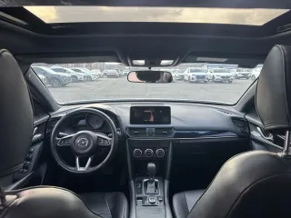 Mazda CX-4 2022 — фото автомобиля из Китая