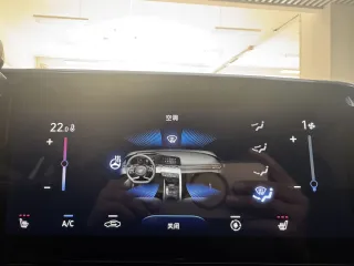 Hyundai Elantra 2022 — фото 12 из 30