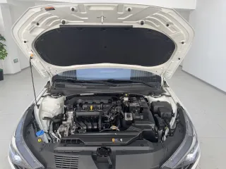 Hyundai Elantra 2022 — фото 18 из 30