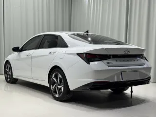 Hyundai Elantra 2022 — фото 4 из 13