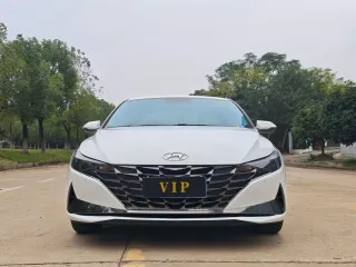 Hyundai Elantra 2022 — фото 2 из 13