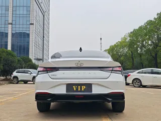 Hyundai Elantra 2022 — фото 5 из 13