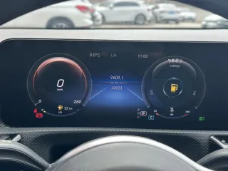 Mercedes A-Class 2022 — фото 41 из 56