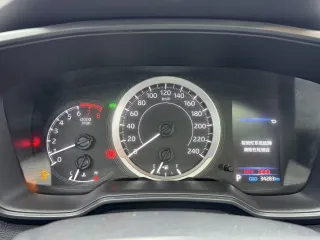 Toyota Corolla 2022 — фото 12 из 23