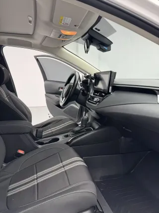 Toyota Corolla 2022 — фото 14 из 23