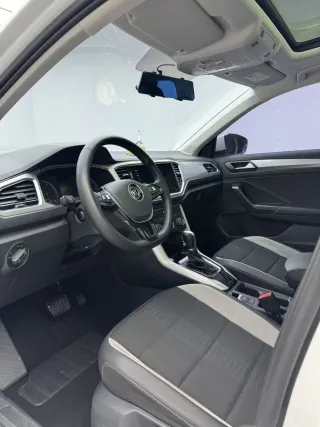 Volkswagen T-Roc 2022 — фото 9 из 24