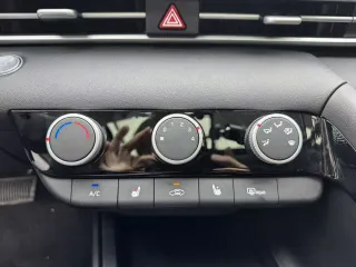 Hyundai Elantra 2023 — фото 15 из 24