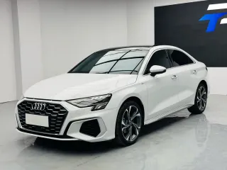 Audi A3 2023 — фото 1 из 28