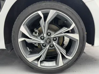 Audi A3 2023 — фото 22 из 28