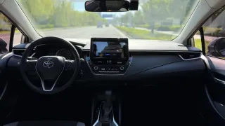 Toyota Corolla 2022 — фото 10 из 22