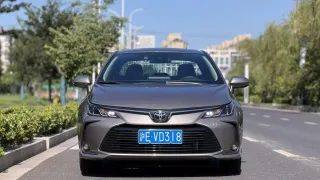 Toyota Corolla 2022 — фото 2 из 22