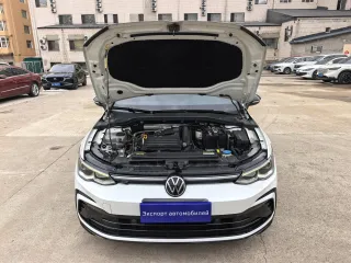 Volkswagen GOLF 2023 — фото 14 из 15