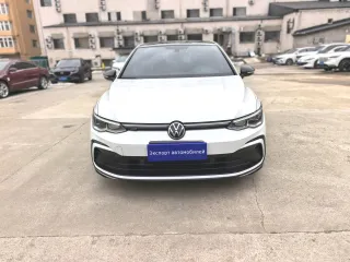 Volkswagen GOLF 2023 — фото 10 из 15