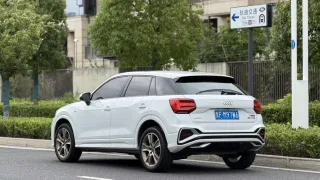 Audi Q2 2023 — фото 3 из 16