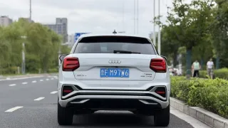 Audi Q2 2023 — фото 4 из 16