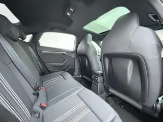 Audi A3 2023 — фото 12 из 24