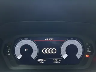 Audi A3 2022 — фото 15 из 21