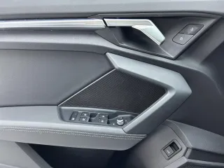 Audi A3 2023 — фото 12 из 25