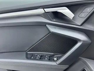 Audi A3 2022 — фото 13 из 24
