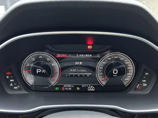 Audi Q3 2022 — фото 13 из 24