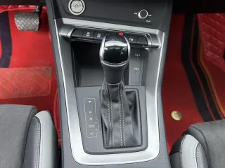 Audi Q3 2022 — фото 11 из 24