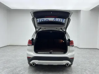 BMW X1 2022 — фото 18 из 26