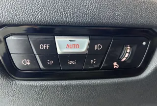 BMW 3-Series 2022 — фото 15 из 24
