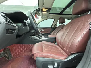 BMW 3-Series 2022 — фото 17 из 24