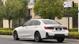 BMW 3-Series 2023 — фото 4 из 16