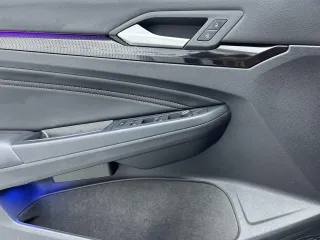 Volkswagen Golf 2022 — фото 12 из 24