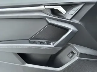 Audi A3 2023 — фото 10 из 22