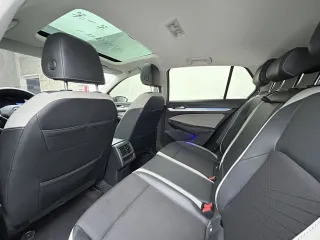 Volkswagen Golf 2023 — фото 9 из 22